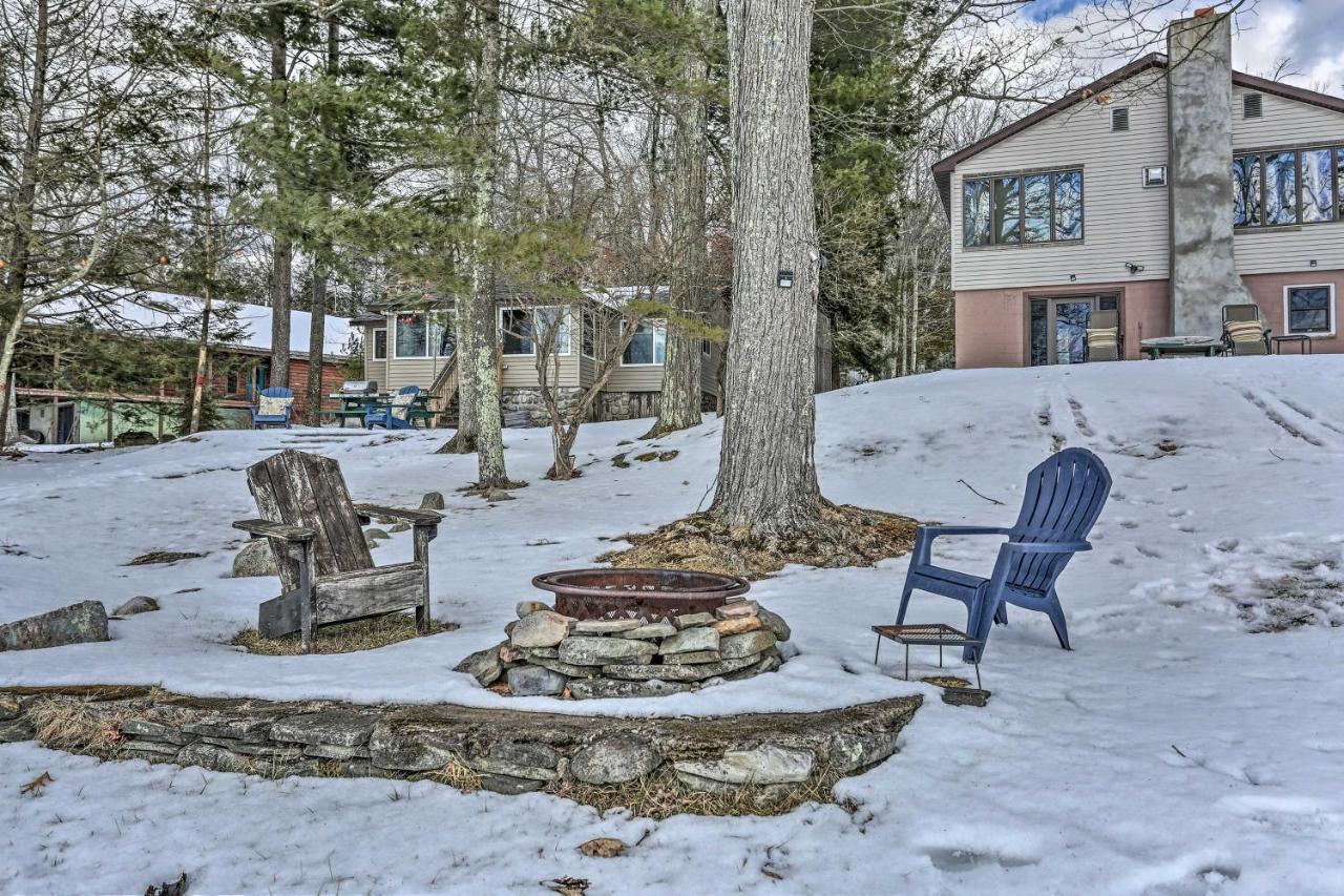 Rock Hill Home With Fire Pit On Wanaksink Lake! エクステリア 写真